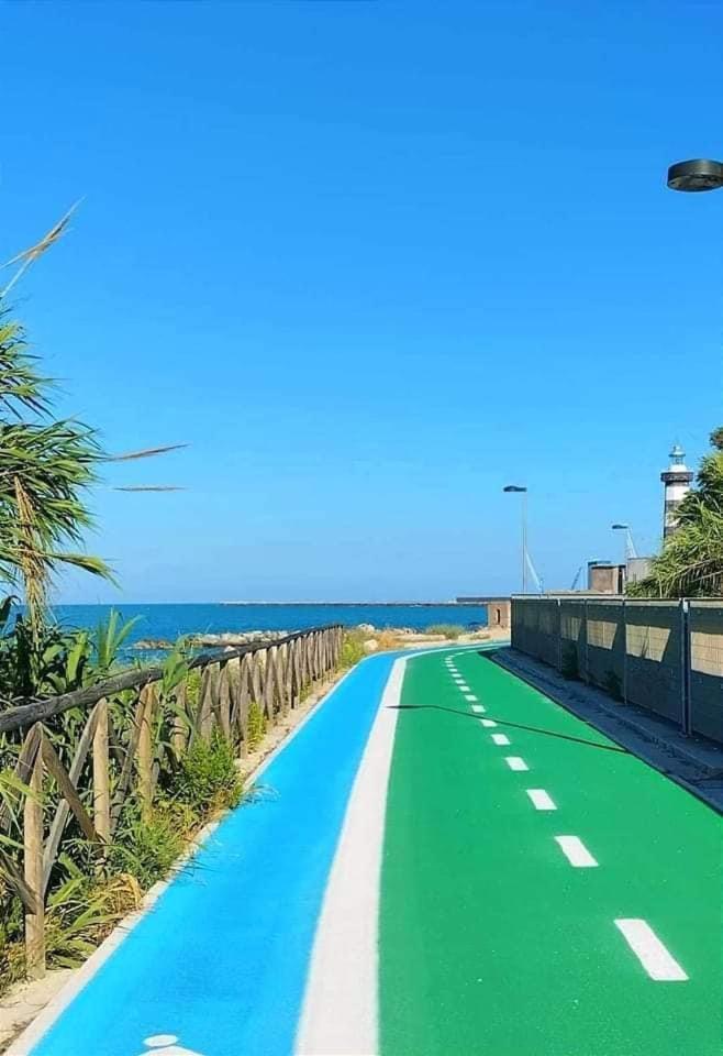 Appartamento Vacanza Moch - Viaggiatori Alla Scoperta Della Costa Dei Trabocchi ฟรานคาวิลลา อัลมาเร ภายนอก รูปภาพ